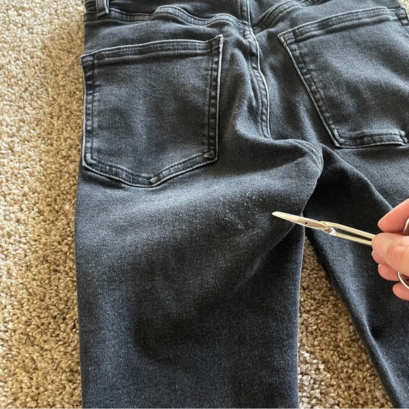 Free People We The Free Jeggings Jeans Women’s 25 Black Stretch Cropped Raw Hem - Picture 13 of 16